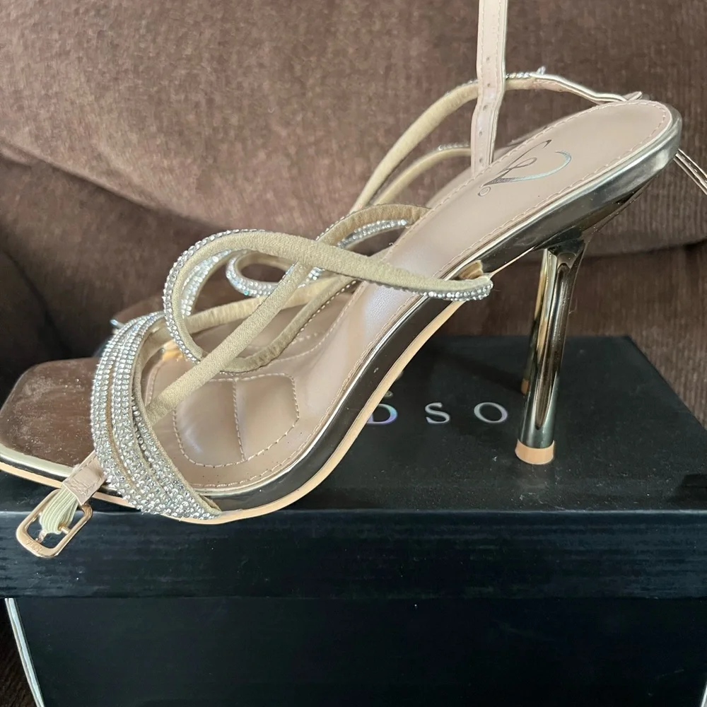 Windsor Gold Narala  Stiletto Heels - Picture 4 of 8
